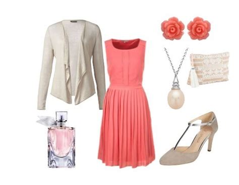 Abendoutfit Standesamtoutfit | Hochzeit in koralle ...
