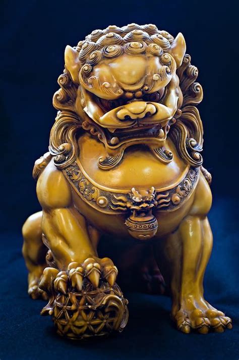 In the ancient times, lion tattoos symbolized the valor of fierce warriors and authority of leaders. Foo dog statue, Japanese foo dog, Foo dog tattoo