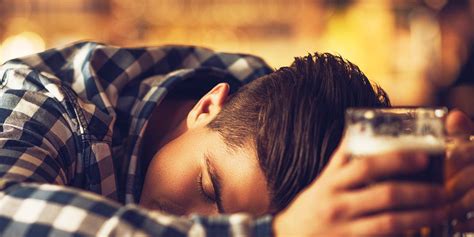 Sleep Restriction Enhances Impairing Effects Of Alcohol Mens Health