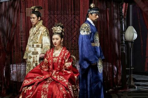 I am always deeply enthralled with every scene that. Empress Ki: Character Introductions | Empress ki, Korean ...
