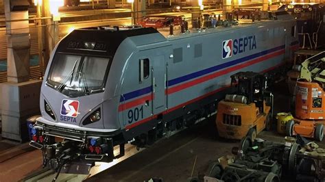 No 901 The First Of 15 Siemens Acs 64 Electric Locomotives Delivered