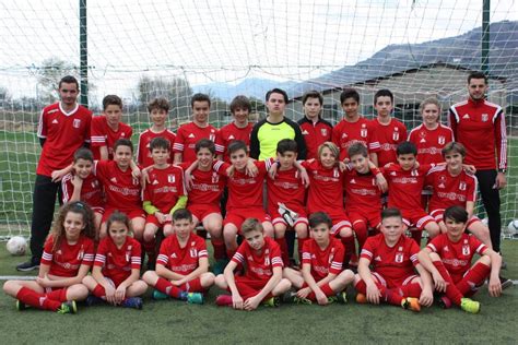 les u13 qualifiés pour la finale départementale fc versoud