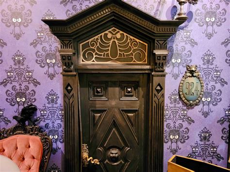 Photos Behind The Scenes Muppets Haunted Mansion Exhibit Now Open At