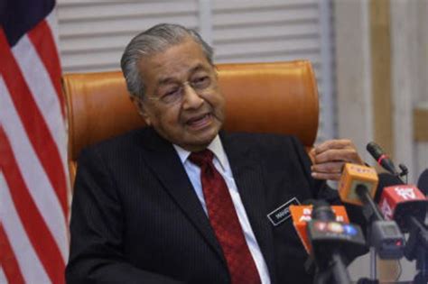 Dr Mahathir No Contradiction In Response To Sex Allegations