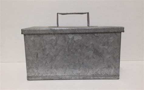 Vintage Galvanized Metal Box With Lid Etsy Galvanized Metal Metal
