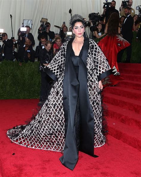 For The 2015 Met Gala Theme Which Was China Through The Looking