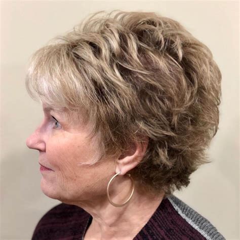 Choppy short hairstyle for thin hair. Short Haircuts for Older Women With Thin Hair - 25+