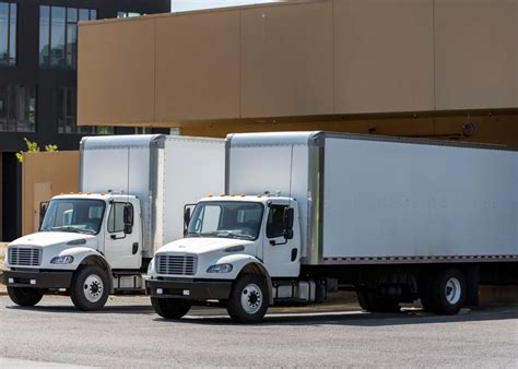 How to Become a Box Truck Owner Operator - Find Freight Loads Fuel