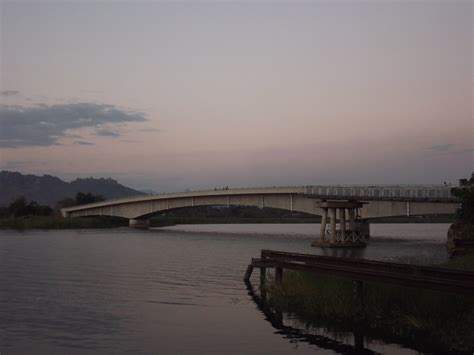 Mangochi Le Pont Enjambant La Rivière Shire Vincentello Flickr