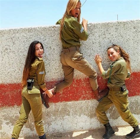 Hot Israeli Army Girls 30 Pics