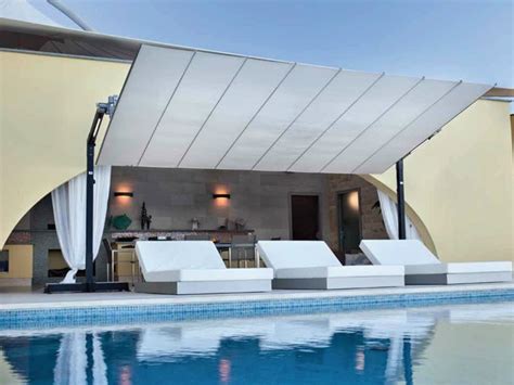 cool umbrellas  shade    hot summer sun  style