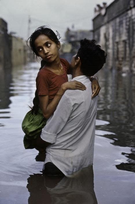 © Steve Mccurrymagnum Photos India Porbandar 1983 Girl Being