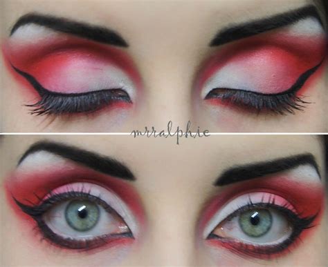 Beauty Red Eye Makeup