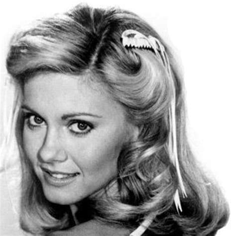 The features are somehow out of. 13 Hairstyles You Totally Wore in the '80s - Allure