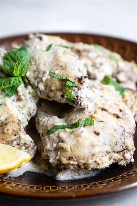 Boneless chicken thighs are inexpensive, packed with flavor, and simple to prepare—in short, the home cook's best friend. Easy Keto Slow Cooker Middle Eastern Chicken Thighs Recipe - Food Fanatic