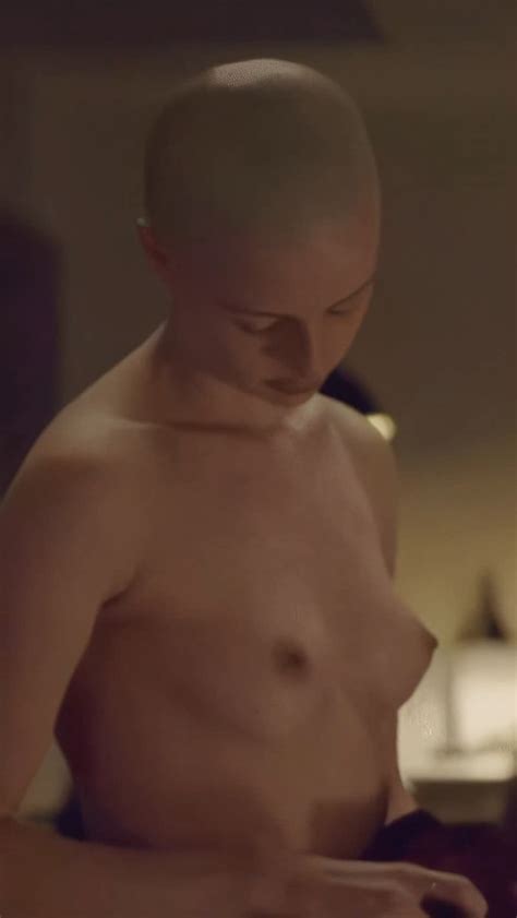 Kacey Rohl Nude Bald Pics GIFs Album Porn