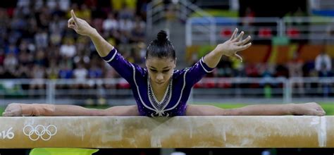 'com a faca nos dentes'. Rio 2016: Na ginástica, Flávia Saraiva fica em quinto na trave