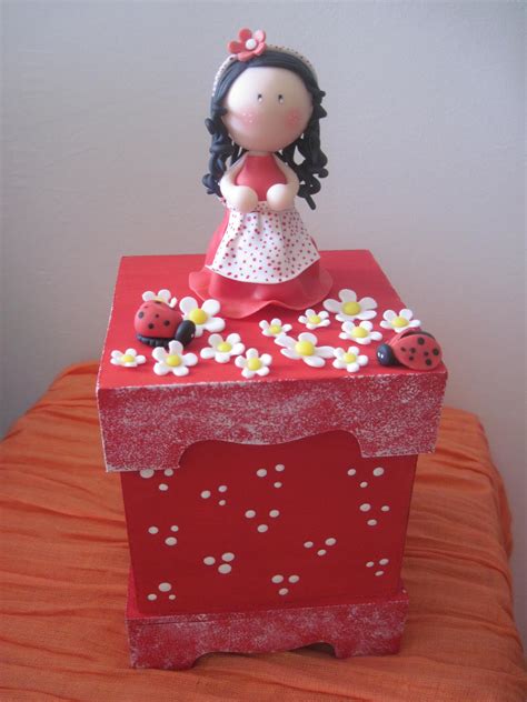 Hacer cajas de cartón decorativas es una buena manera para dar un toque único, original y especial a nuestro hogar. Pink Creaciones!!!: Cajas decoradas