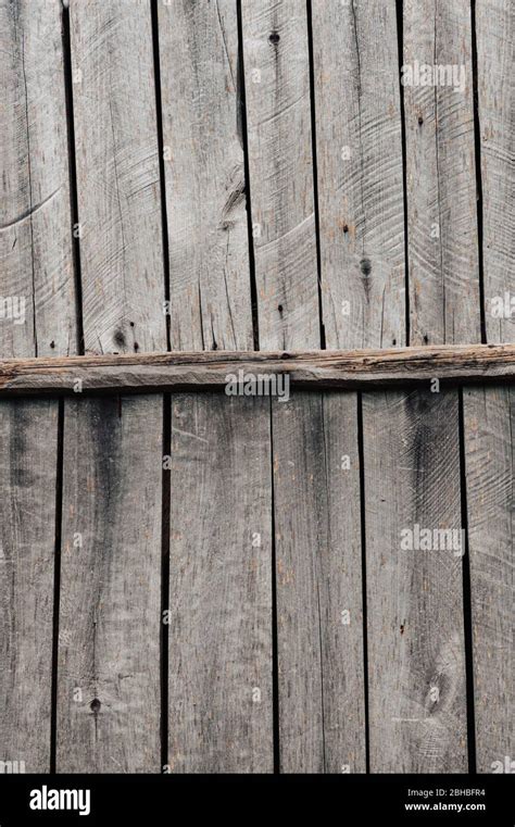 Vertical Planks Hi Res Stock Photography And Images Alamy