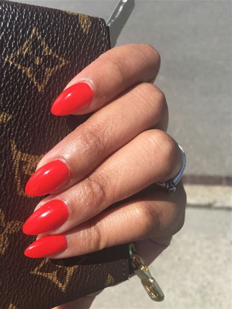 Pin By Kendall Rilee On Talons Red Stiletto Nails Red Nails Almond
