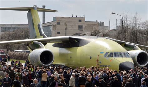 De Lagde Verdens Største Transportfly Midt I Konflikten Med Russland
