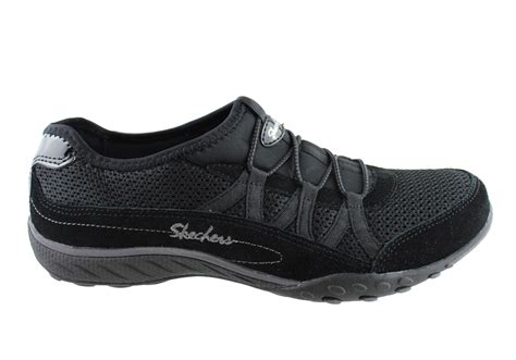 Skechers Womens Comfortable Slip On Breathe Easy Memory Foam Sneakers