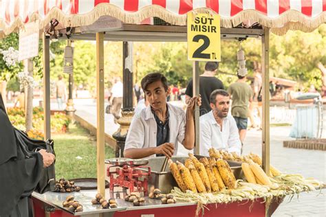 Street Vendor In Istanbul Turkey Editorial Image Image Of Edible