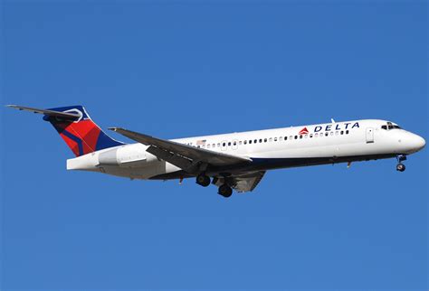 Boeing 717 200 Delta Airlines Photos And Description Of The Plane