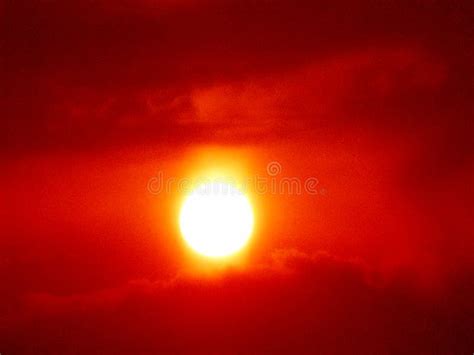 Red Sun Set Stock Photo Image Of Sunset Beautiful 168351626