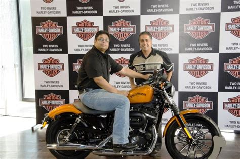 Please provide a valid price range. Harley-Davidson inaugurates showroom in Pune | Team-BHP