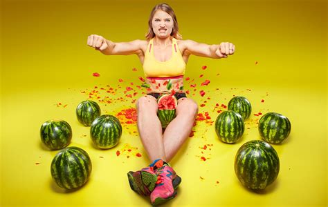Strongwoman Crushes Watermelons With Her Thighs Guinness World