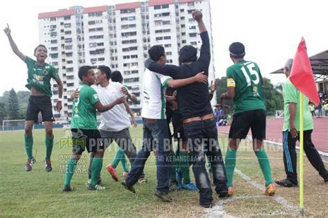 There were lots of complaints regarding this issue. Sekolah Sukan Negeri SMK Seri Kota Melaka: Permata SSN ...