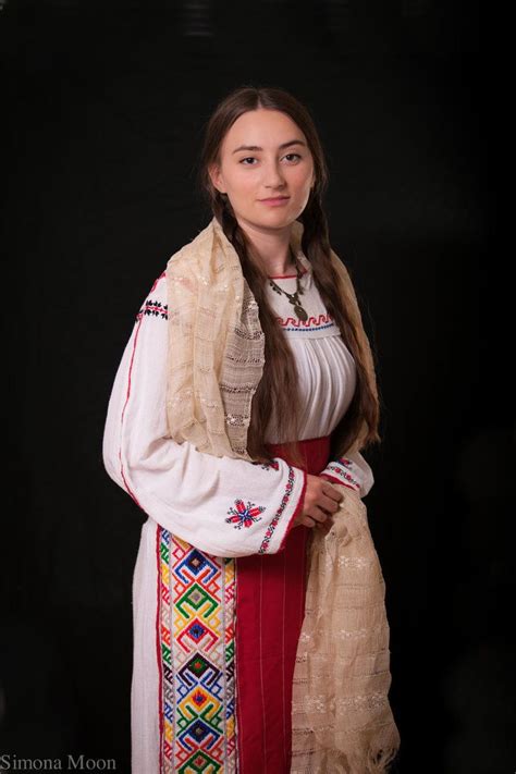 traditional romanian costume from dobrogea by simonamoon costumes blouse roumaine traditional