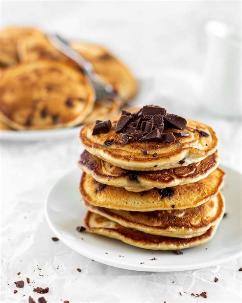 Vegane Pancakes Mit Chocolate Chips Avobelle Rezept Lebensmittel