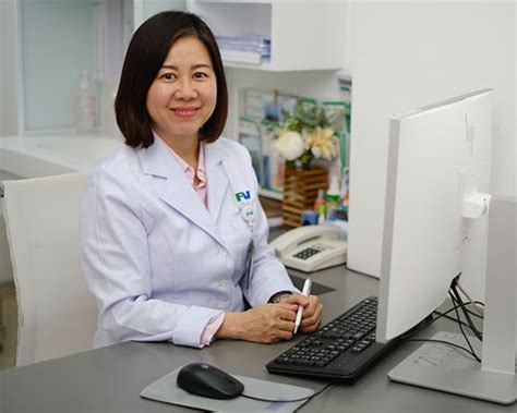 Doctor Le Thi Thanh Truc Gastroenterology And Hepatology Department Of Fv Hospital Fv Hospital