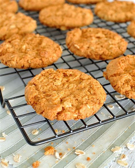 A little oat fiber gives the cookies a nice texture and a. Australia: Anzac Biscuits (Golden Oatmeal Cookies ...