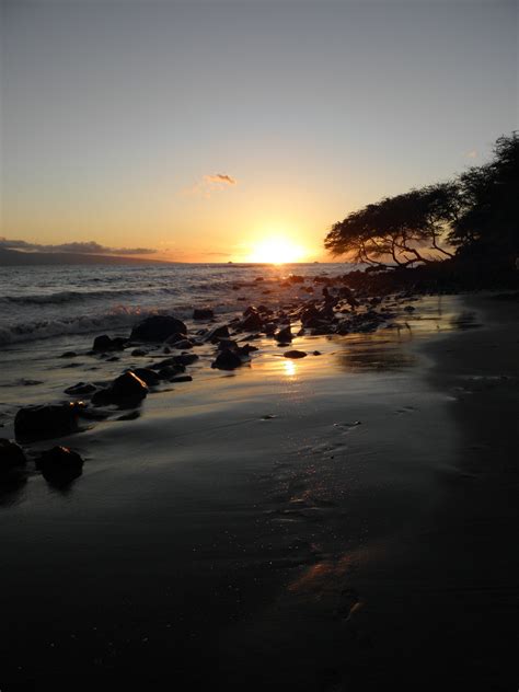 Sunset Lahaina Maui Beautiful Places Favorite Places Vacation
