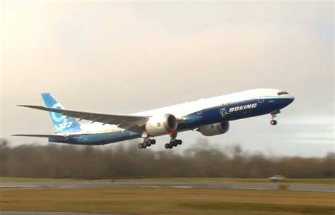 First Flight Of New Boeing 777x Wordlesstech