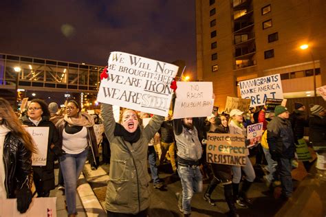 Photos: Thousands protest immigration ban in downtown Minneapolis ...