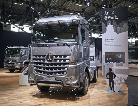 Daimler Nutzfahrzeuge Auf Der Bauma Vom April In M Nchen