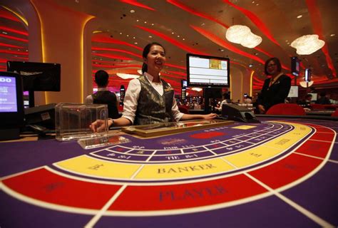 Just a several decades ago baccarat was played within aristocratic players only, as only rich players could afford high bets that were usually placed at the table of baccarat game. Why Casinos Love And Fear Baccarat, The World's Biggest ...