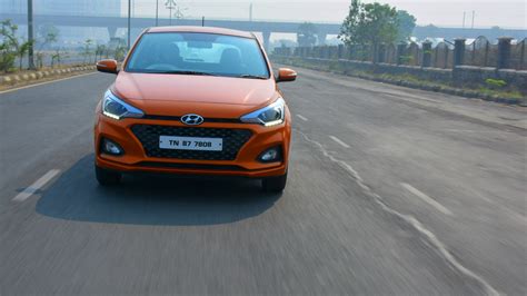 Hyundai Elite I20 2018 Magna Executive Petrol Exterior Car Photos