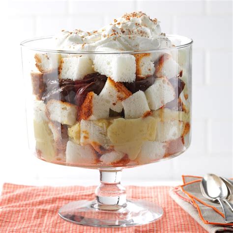 These sweet individual desserts are the perfect light treat to end a hearty thanksgiving feast. Chocolate Pineapple Trifle | Recipe in 2020 | Trifle ...