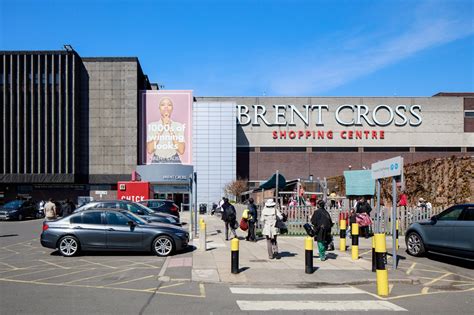 Charging Hub Londons Brent Cross To Develop Electric Vehicle Facility