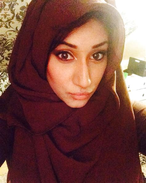 Pakistani Hijab Blowjob Lips Fat Tits Photo 5 82