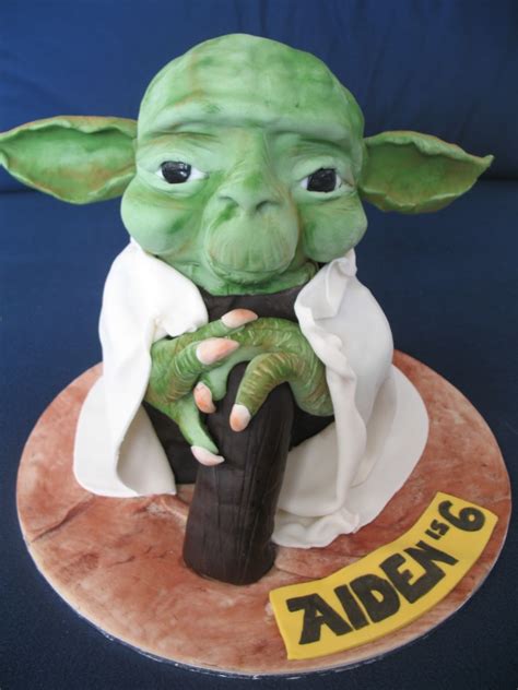 Blissfully Sweet A Yoda Birthday Cake For A Star Wars Fan