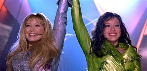 lizzie mcguire best fashion moments