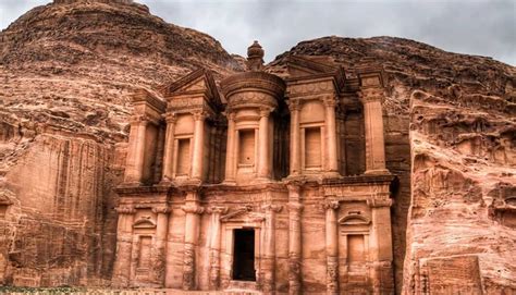 أهم المعالم السياحية في الاردن موقع حلبية