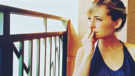 Smallville Actress Allison Mack Accused Of Recruiting Women For Sex