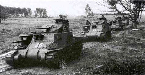 Dan disini adalah sedikit ulasan yang gua berikan dari tiap film yang gua. Lend-lease Soviet M3 tanks roll towards the Kursk front ...